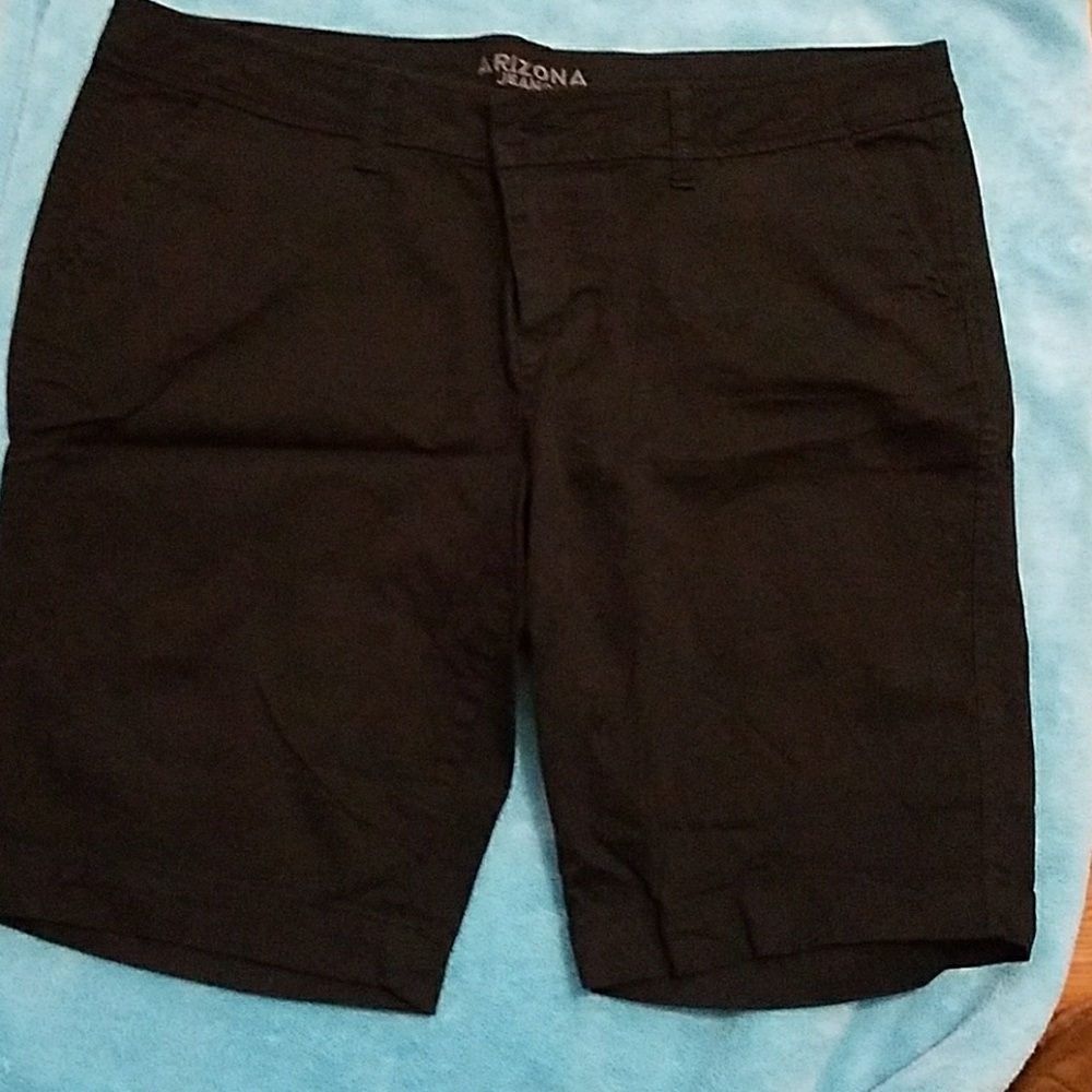 Bermuda style